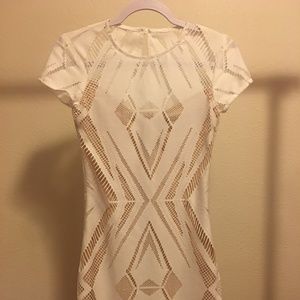 XS White Knee Lenght Dress